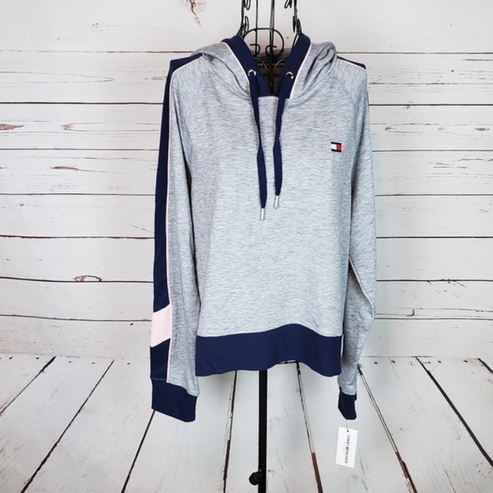 Tommy Hilfiger Sport Raglan-Sleeve Colorblock Hoodie - Picture 4 of 9